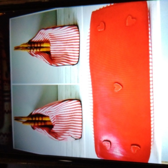 Brighton Canvas & Leather Bag W/Bamboo Handles - Picture 8 of 13